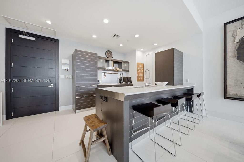 200 Biscayne Boulevard Way , Unit 5110, Miami, FL 33131 Photo