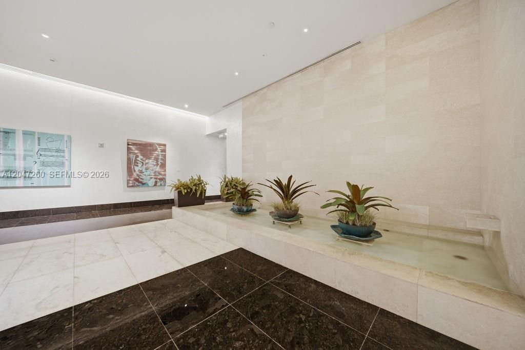 200 Biscayne Boulevard Way , Unit 5110, Miami, FL 33131 Photo