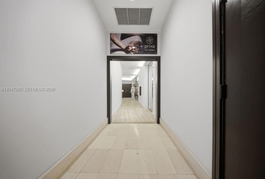 200 Biscayne Boulevard Way , Unit 5110, Miami, FL 33131 Photo