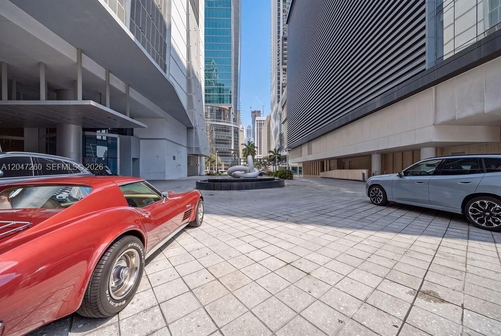 200 Biscayne Boulevard Way , Unit 5110, Miami, FL 33131 Photo