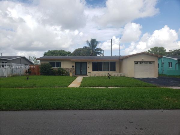 510 SW 70th Ave , Pembroke Pines, FL 33023