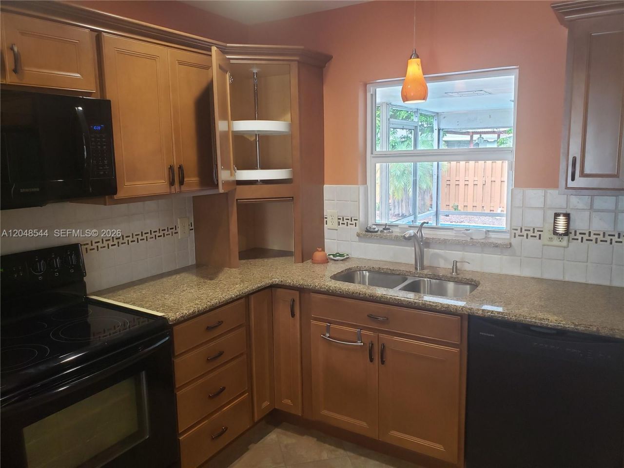 510 SW 70th Ave, Pembroke Pines, FL 33023 Photo