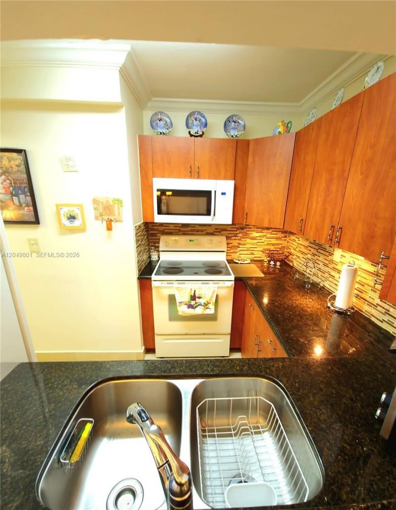 11715 SW 18th St, Unit 506, Miami, FL 33175 Photo