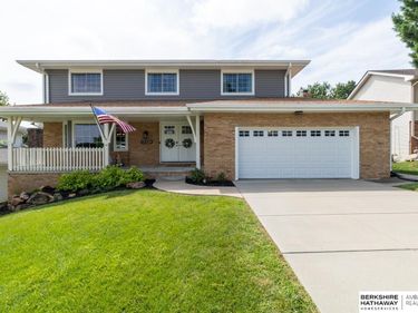 13329 Woolworth Avenue, Omaha, NE 68144