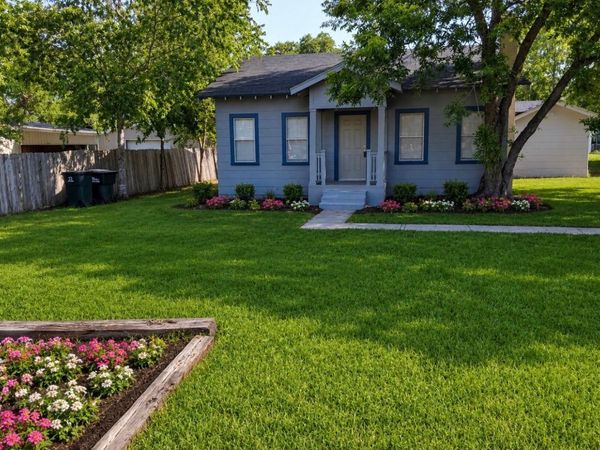 513 San Marcos Highway, Luling, TX 78648