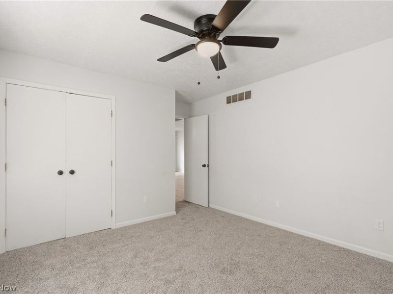 621 E 115th Street, Cleveland, OH 44108 Photo 10