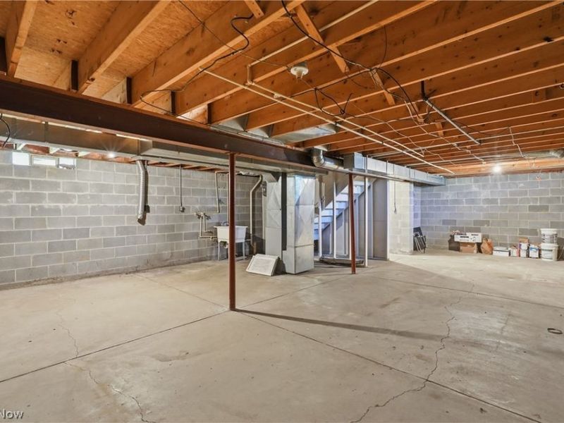 621 E 115th Street, Cleveland, OH 44108 Photo 24