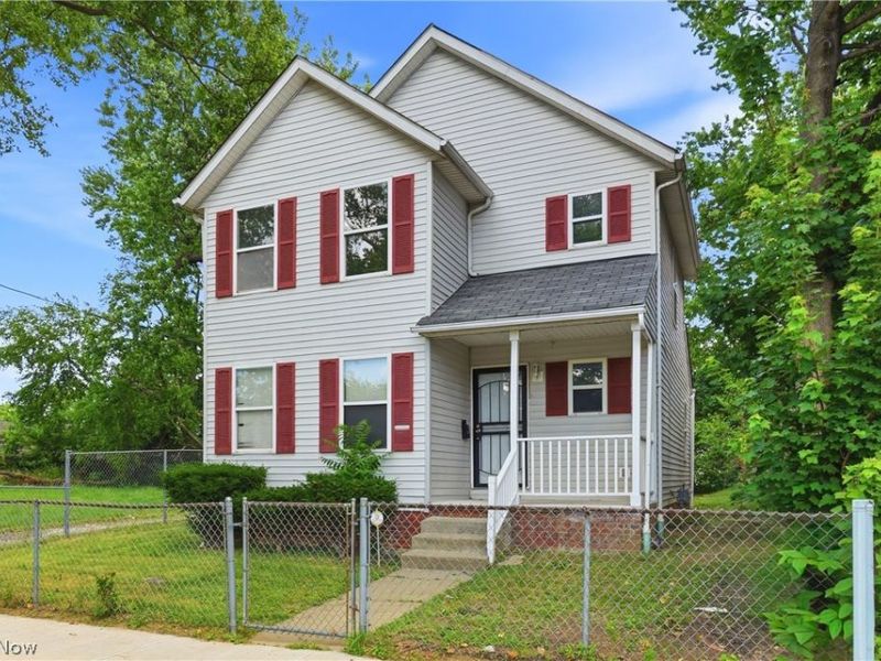 621 E 115th Street, Cleveland, OH 44108 Photo 3