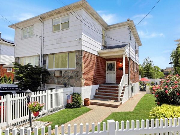 3132 Ampere Avenue, Bronx, NY 10465