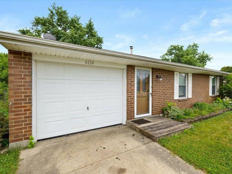 6124 Little Creek Court, Dayton, OH 45424 Photo 8