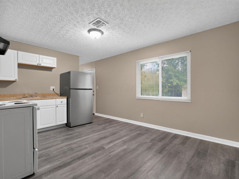 3919 Carlton Avenue, Columbus, OH 43227 Photo 12