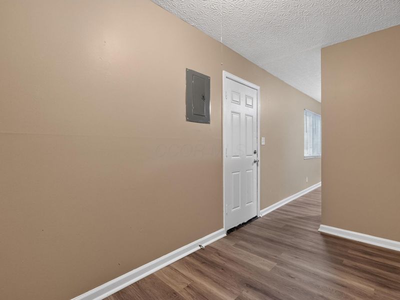3919 Carlton Avenue, Columbus, OH 43227 Photo 15
