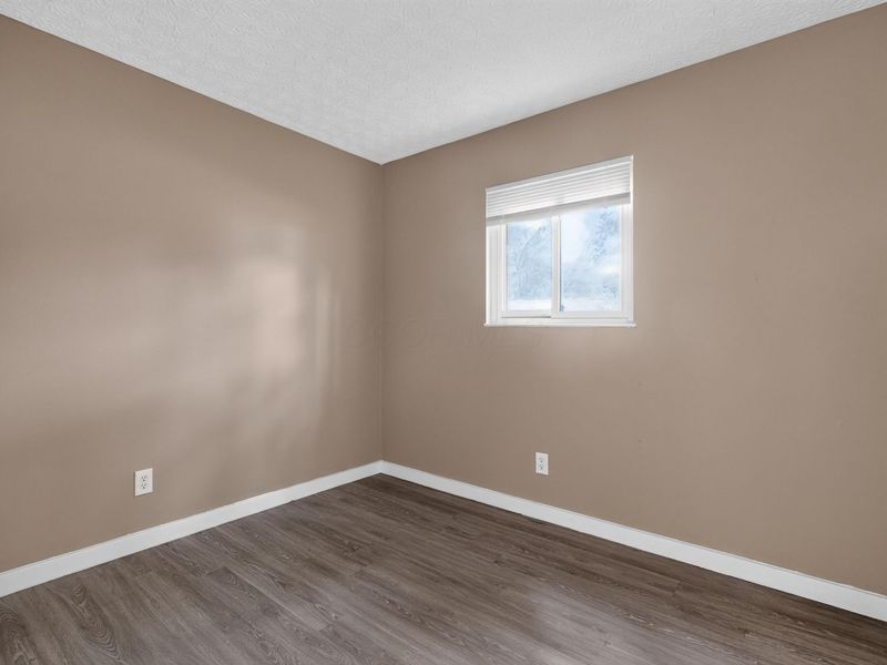 3919 Carlton Avenue, Columbus, OH 43227 Photo 17