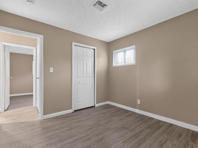 3919 Carlton Avenue, Columbus, OH 43227 Photo 24