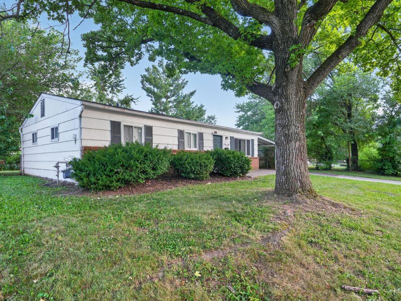 3919 Carlton Avenue, Columbus, OH 43227 Photo 3
