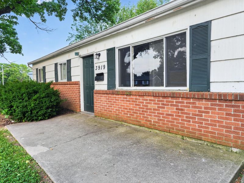 3919 Carlton Avenue, Columbus, OH 43227 Photo 5