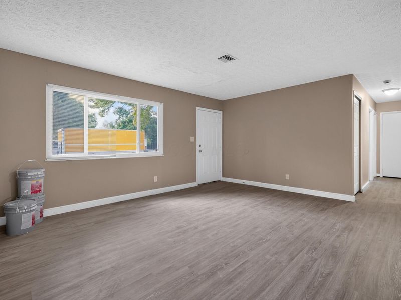 3919 Carlton Avenue, Columbus, OH 43227 Photo 7