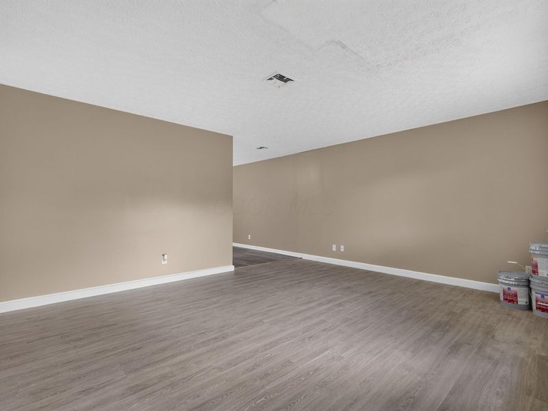 3919 Carlton Avenue, Columbus, OH 43227 Photo 8