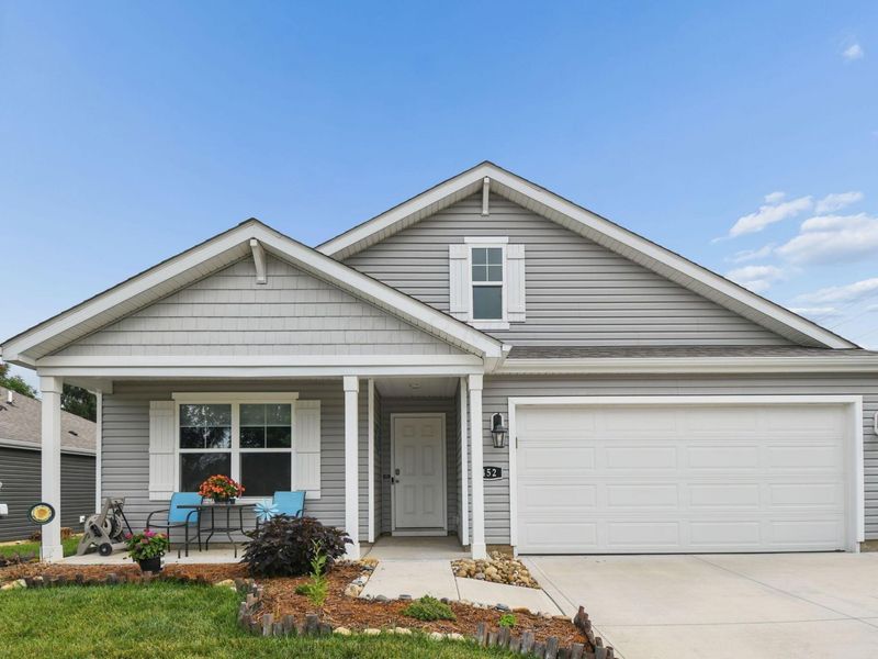 452 Saint James Gate, Newark, OH 43055 Photo 2
