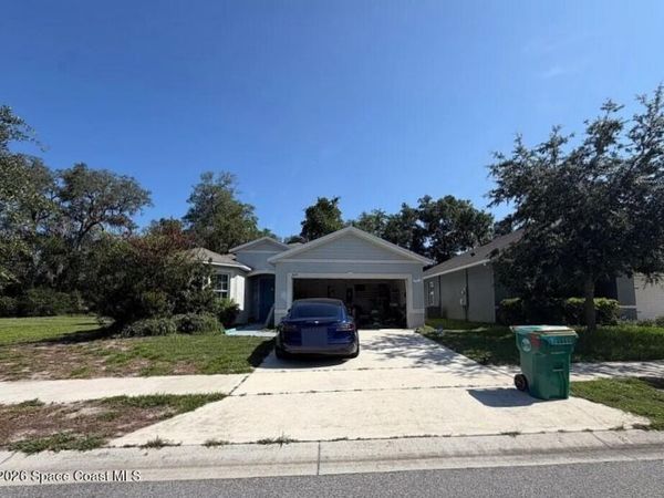 209 Meghan Circle , DeLand, FL 32724