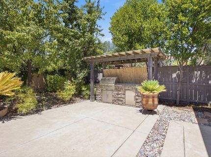 132 Vista Verde Ct, Roseville, CA 95747 Photo