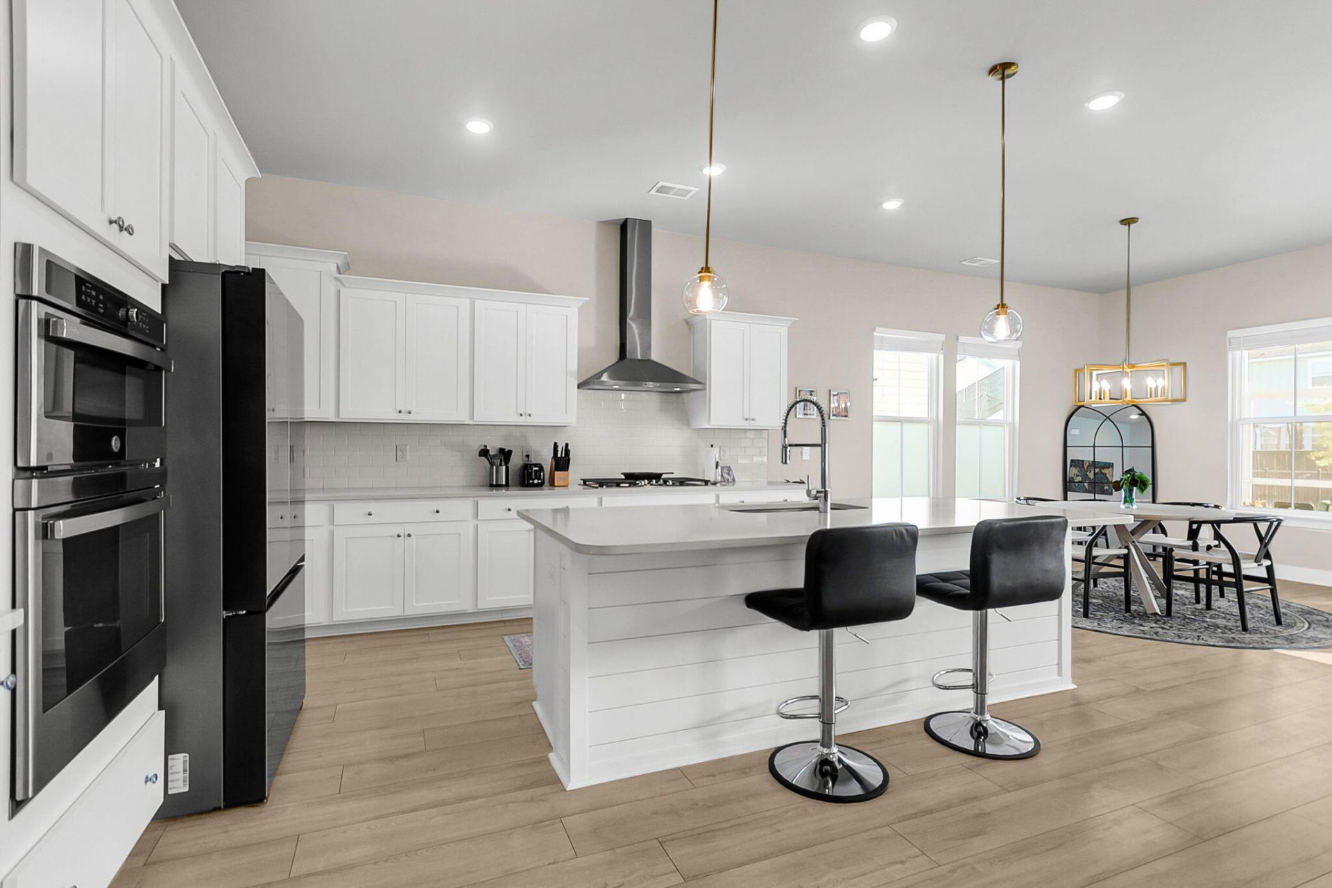 402 Parish Farms Drive Photo 10