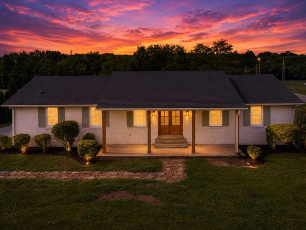 521 Pawnee Trl , Columbia, TN 38401