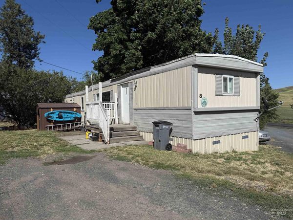 1000 Granite Heights Loop, Unit 8, Moscow, ID 83843