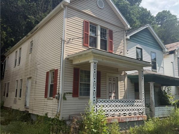 1119 Lincoln Avenue , Steubenville, OH 43952