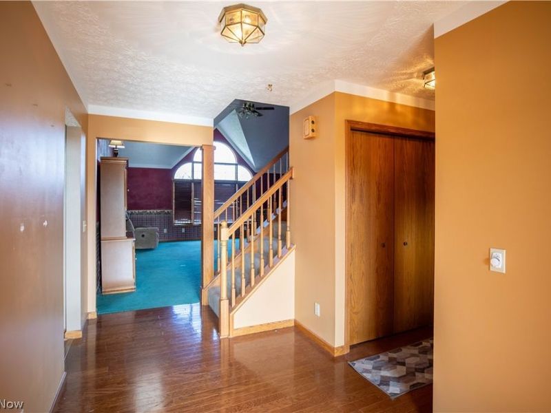 5972 Sunscape Drive NE, Louisville, OH 44641 Photo 9