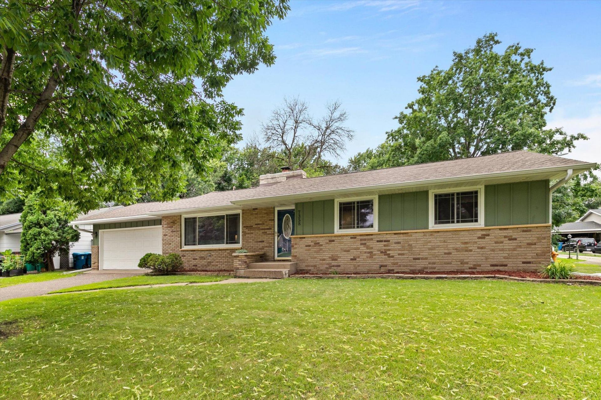 7358 Symphony Street NE, Fridley, MN 55432