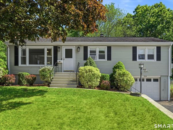 206 Beatrice, West Haven, CT 06516