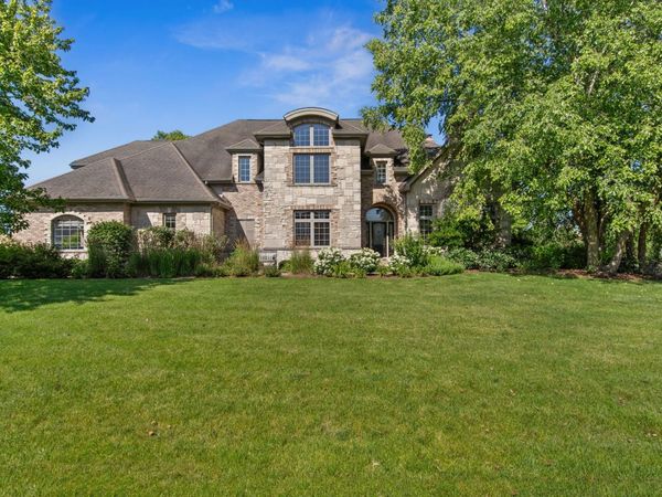 3N874 John Greenleaf Whittier Place , St. Charles, IL 60174