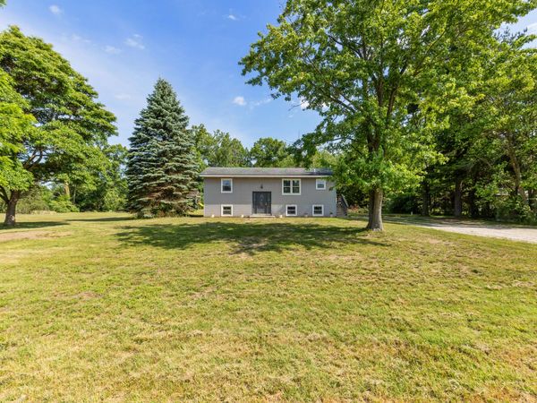 13687 New Holland Street, Holland, MI 49424