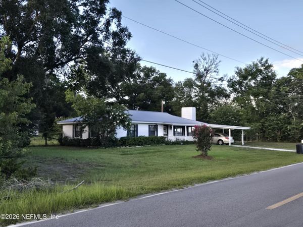 1014 OLD WELAKA Road, Pomona Park, FL 32181
