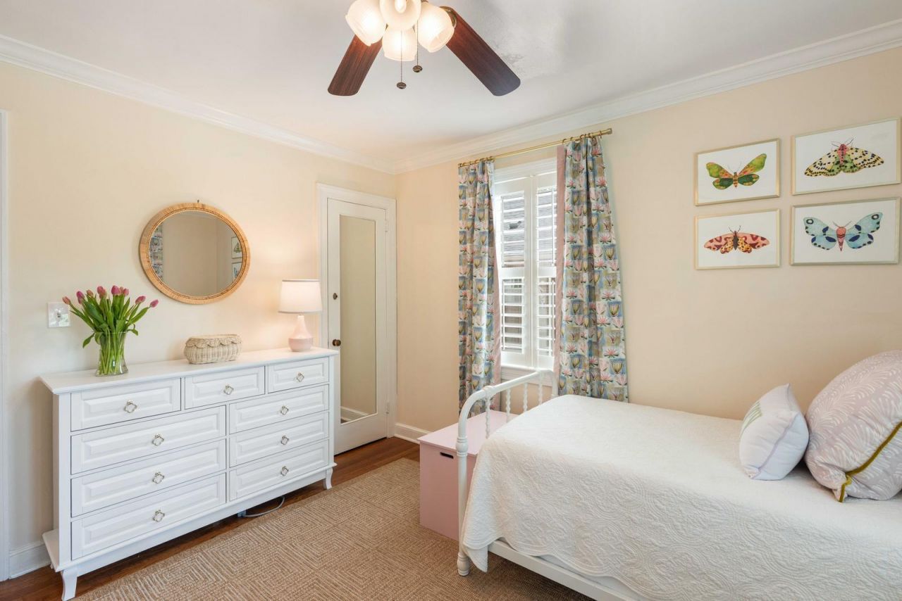 95 Gordon Street Photo 33