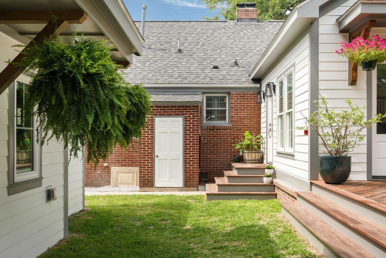 95 Gordon Street Photo 48