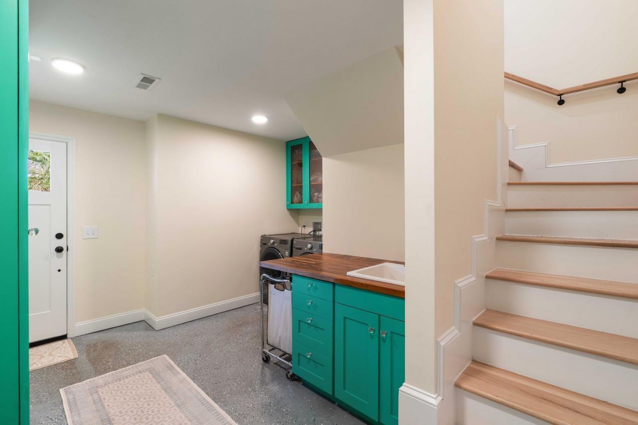 95 Gordon Street Photo 51