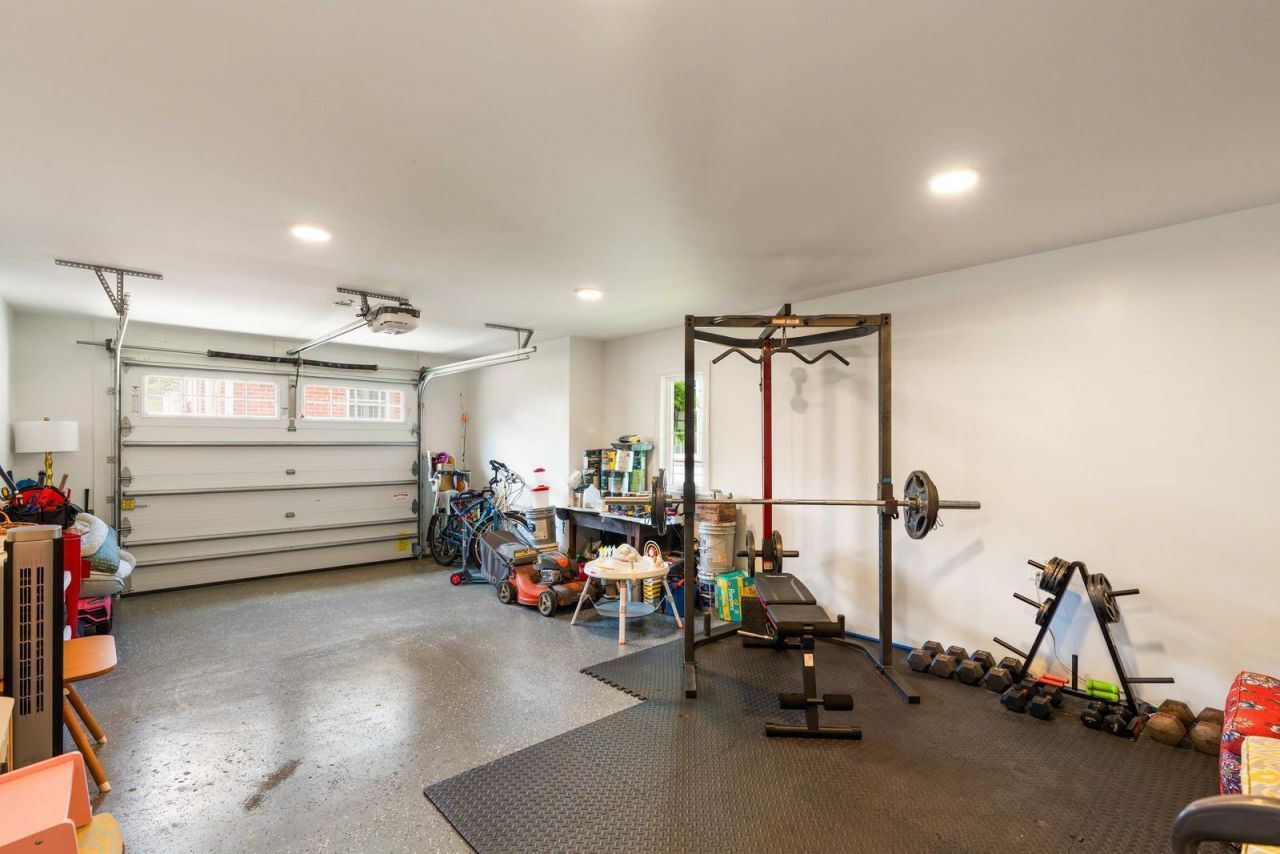 95 Gordon Street Photo 52