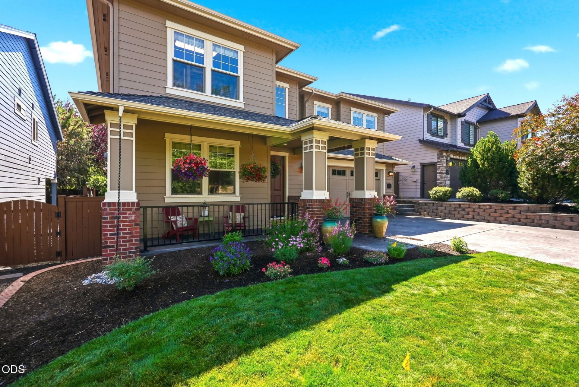 61156 SE Sydney Harbor Drive, Bend, OR 97702 Main Photo