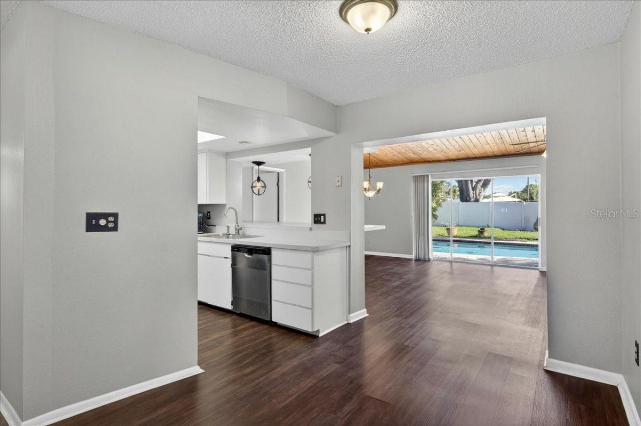 10202 56th Street N, Pinellas Park, FL 33782 Photo