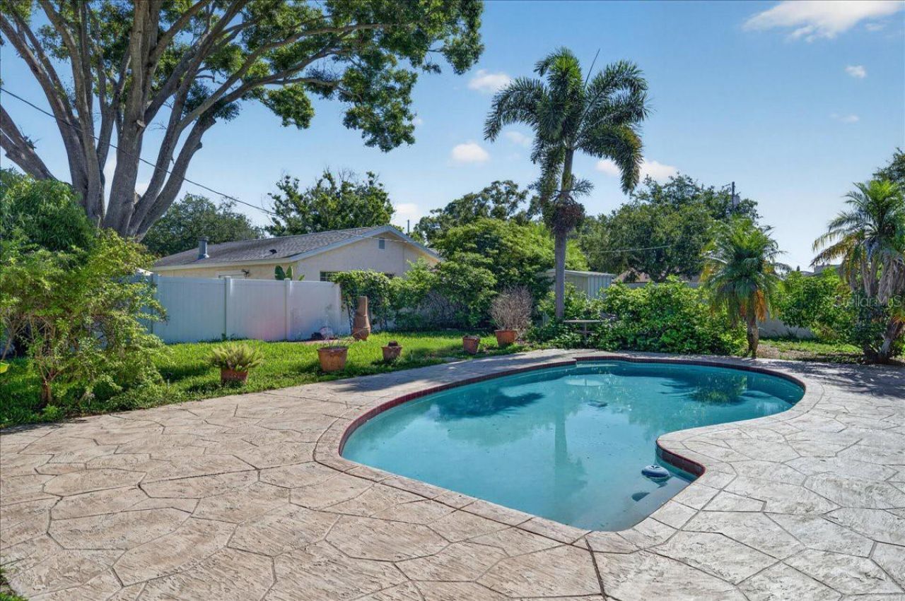 10202 56th Street N, Pinellas Park, FL 33782 Photo