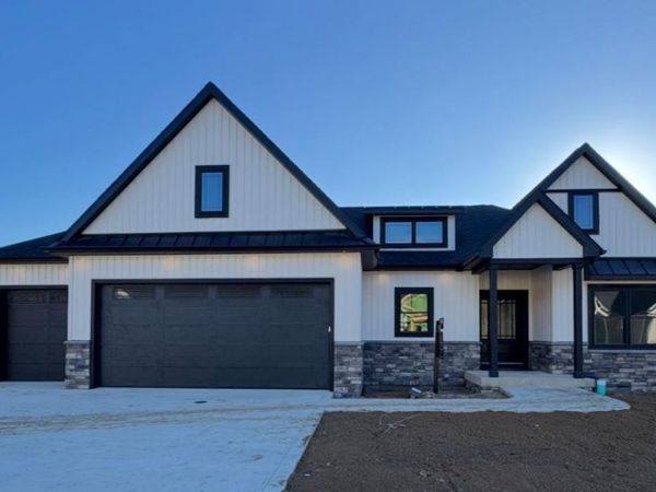 2550 Timberstone Drive, Elkhart, IN 46514