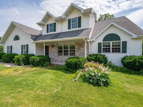 2501 LOPEZ LANE, Green Bay, WI 54311