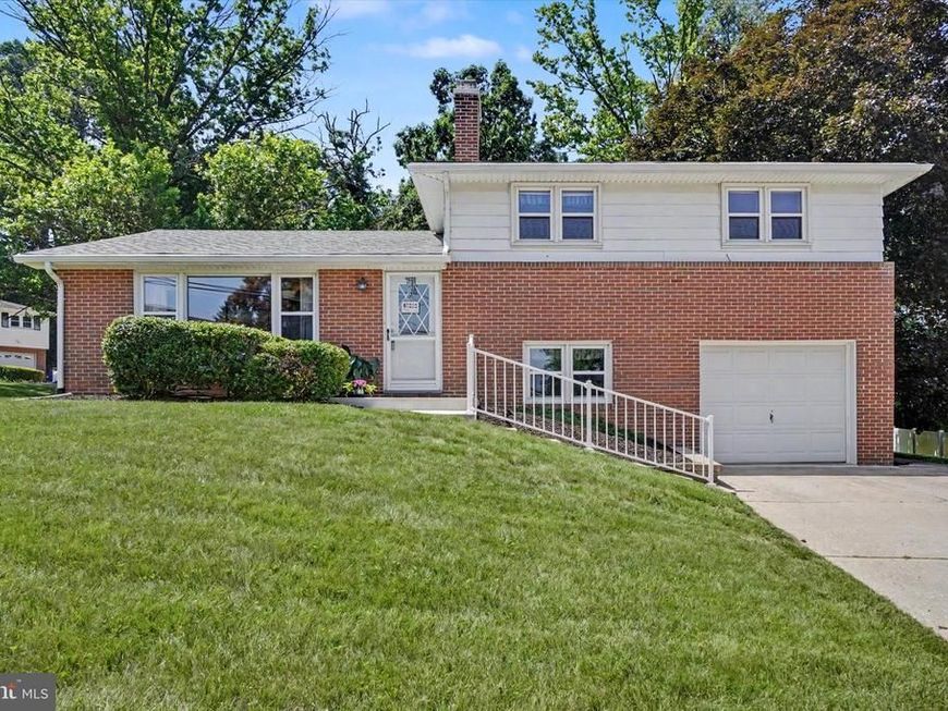460 Skyview Drive , York, PA 17406 Main Photo