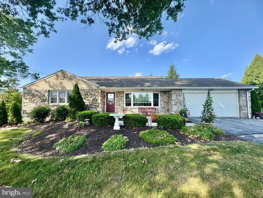 68 Bards Way , Pottstown, PA 19464 Main Photo