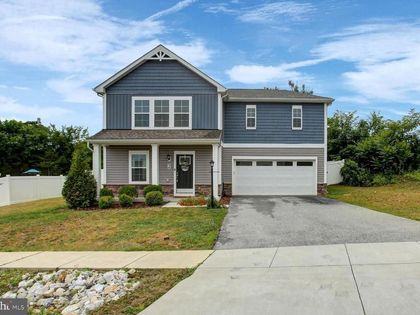 34 CHESTERFIELD ROAD  New Oxford, PA 17350