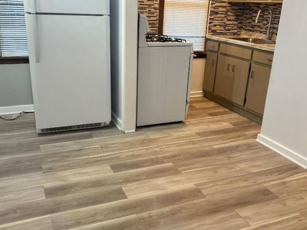 241 N 3Rd Ave, Manville, NJ 08835