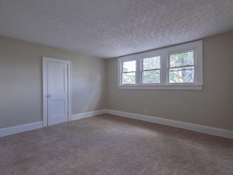 1574 Isabel Avenue , Columbus, OH 43211 Photo 14