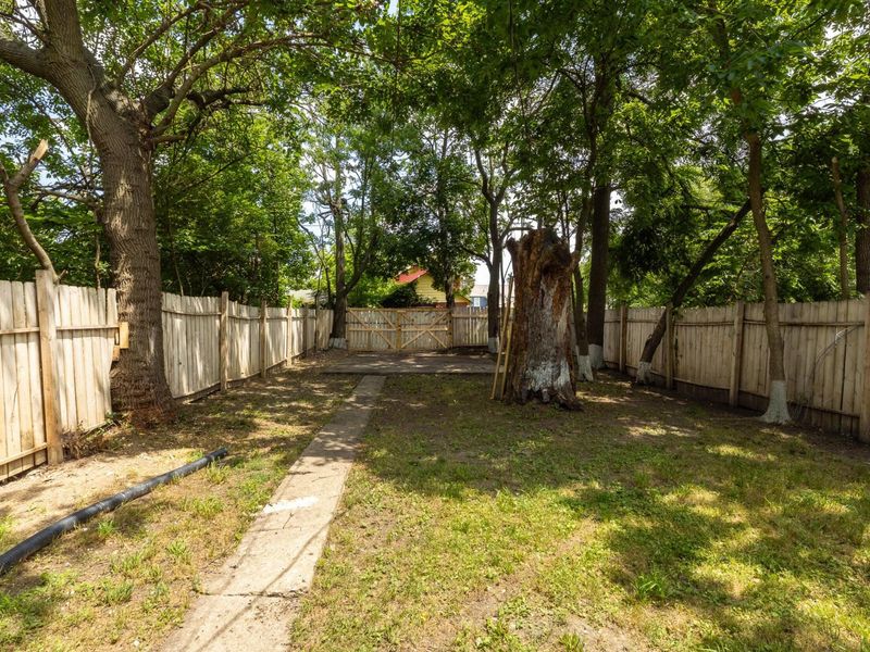 1574 Isabel Avenue , Columbus, OH 43211 Photo 22